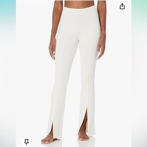 Alo Yoga Women’s Airbrush Flutter Leggings